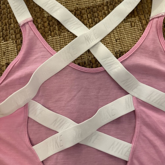 NEVER WORN- Nike Pink Dri Fit Training Top - Picture 8 of 8